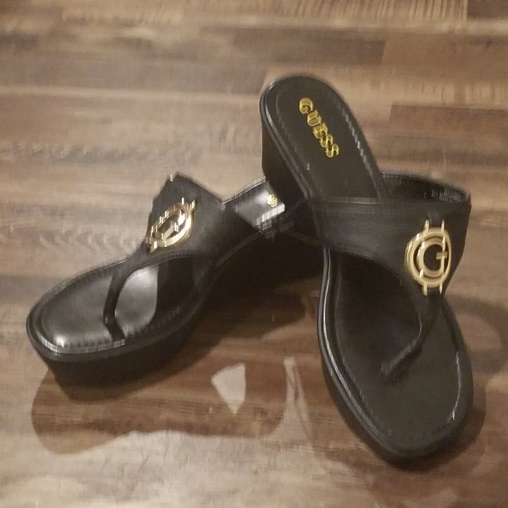 Guess wedge sandals